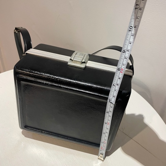 Vintage 60s Polaroid Model 20 "Swinger" Land Camera and Black Case - Picture 15 of 16